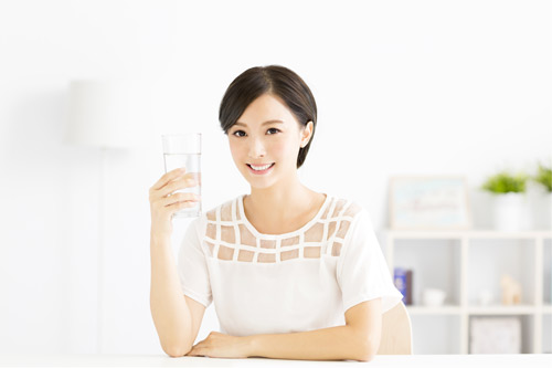 Uống nước ion kiềm hằng ngày ngăn ngừa sự oxy hóa cơ thể